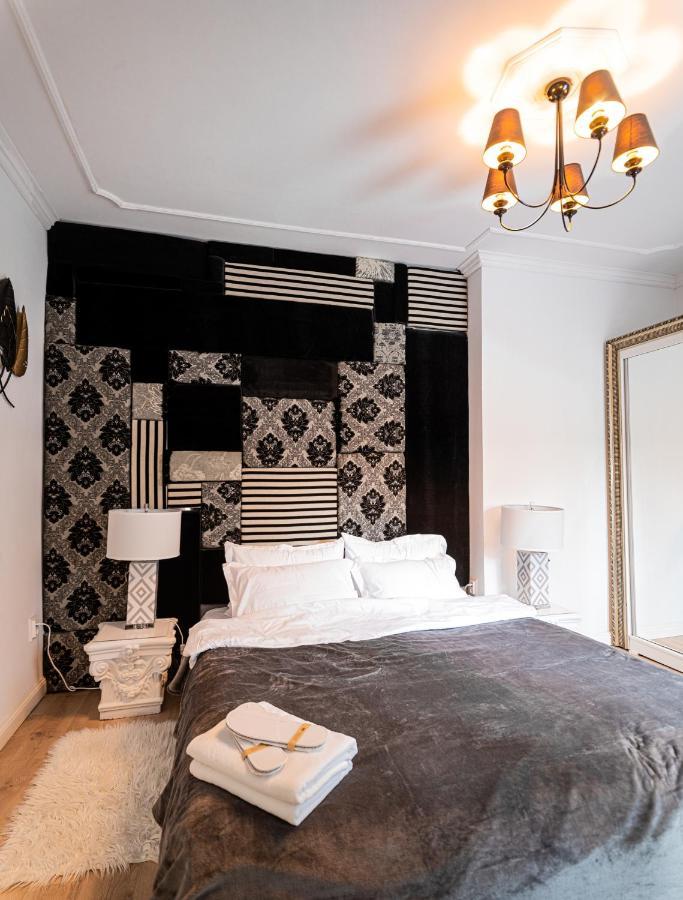 The Artist - Ultracentral Designer Apartment Bükreş Dış mekan fotoğraf